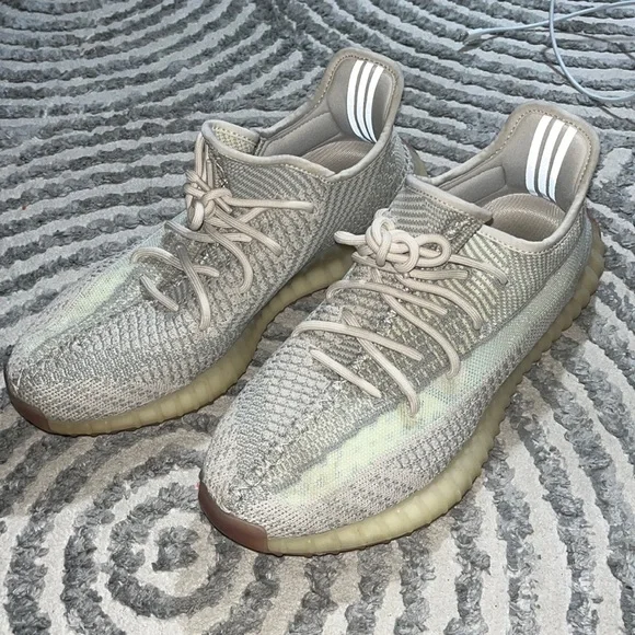 YEEZY 350 CITRIN NON REFLECTIVE - Picture 1 of 8